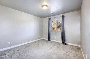 Building Photo - 12250 Solid Rock Dr