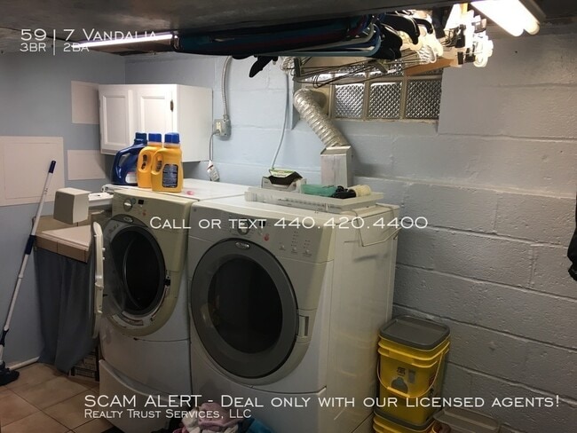 Building Photo - 5917 Vandalia Ave