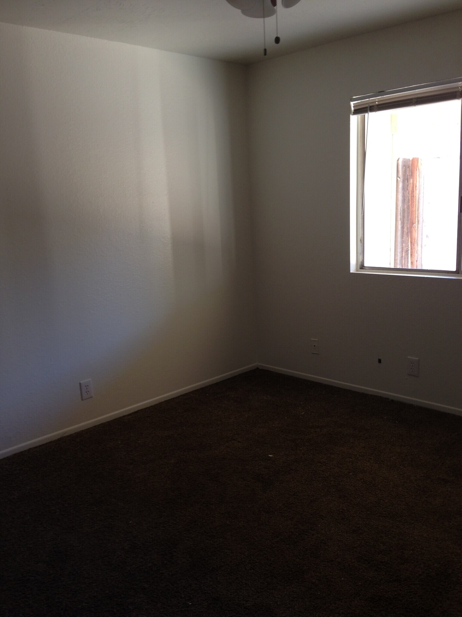 Bedroom - 709 W Atkins Ave