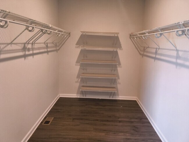 Building Photo - 8129 Wistar Creek Mews