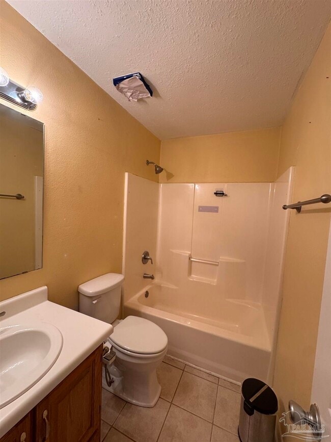 Building Photo - 1783 Village Pkwy