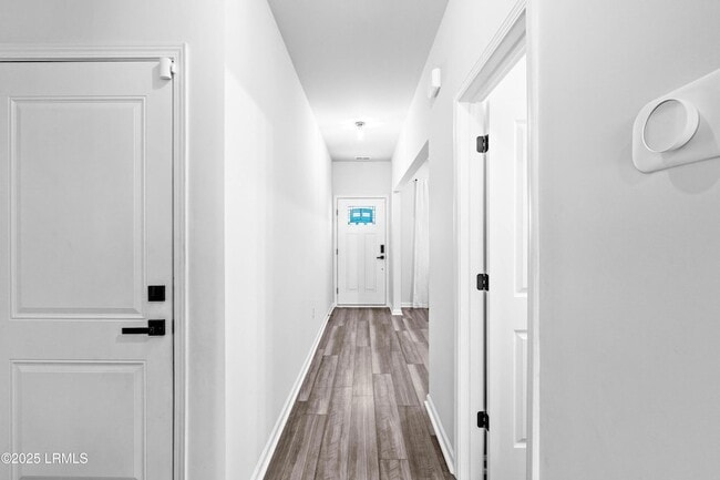 Building Photo - 95 Chestnut St