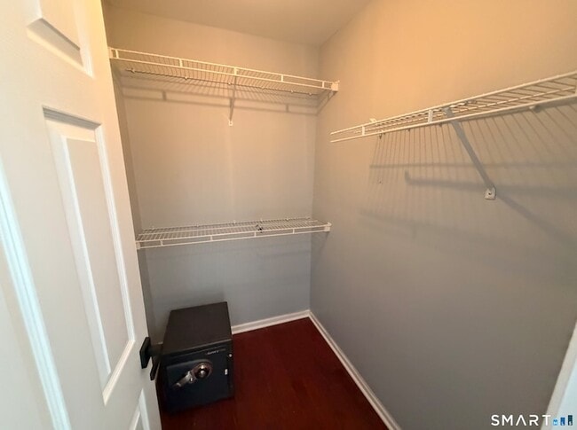 Building Photo - 39 Coram Rd