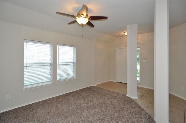 Building Photo - 22852 Lantern Hills Dr