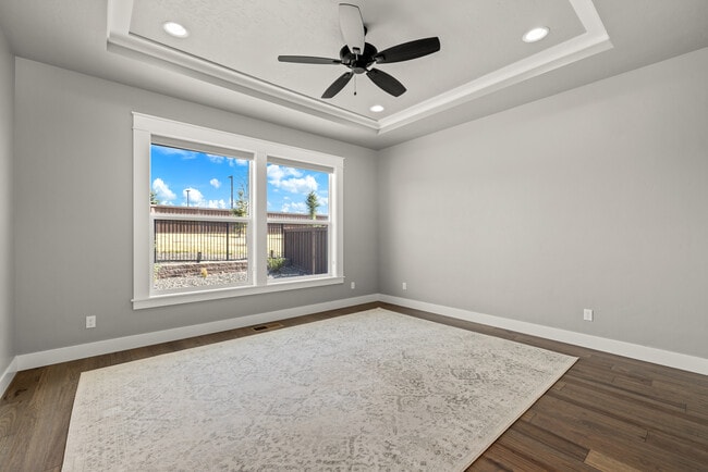 Building Photo - 6288 N Vicenza Ln