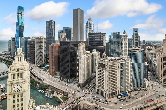 Building Photo - 405 N Wabash Ave