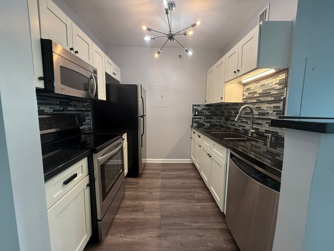 Building Photo - Downtown Acqua Vista 1 Bedroom Condo!