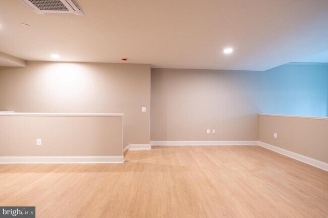 Building Photo - 2301 John F Kennedy Blvd