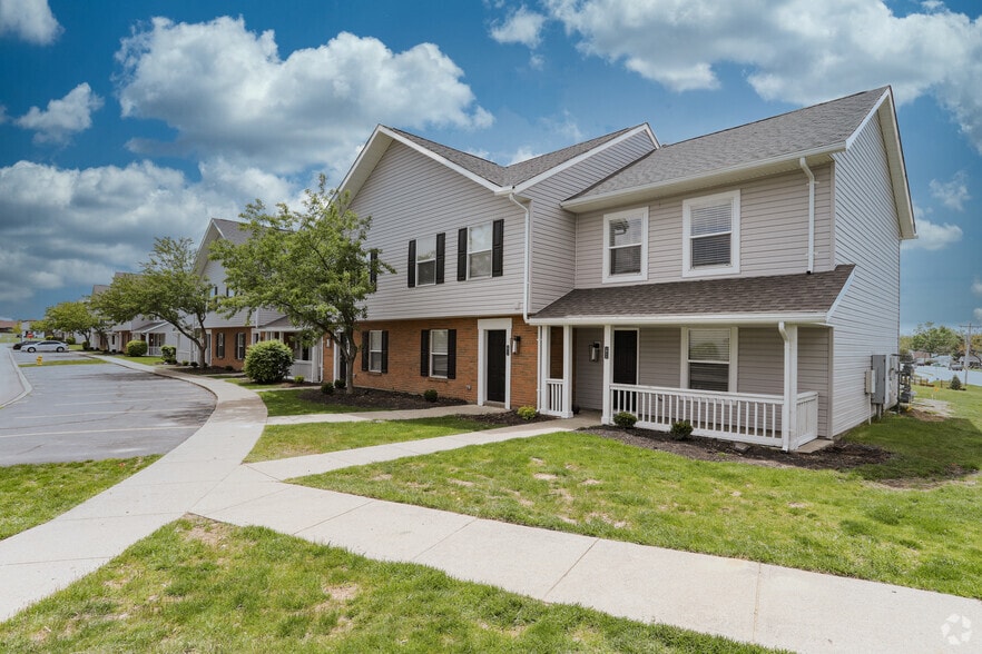 Building Photo - Fairfield Lakes Townhomes in Beavercreek