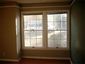 Building Photo - 3616 W Seminary Dr