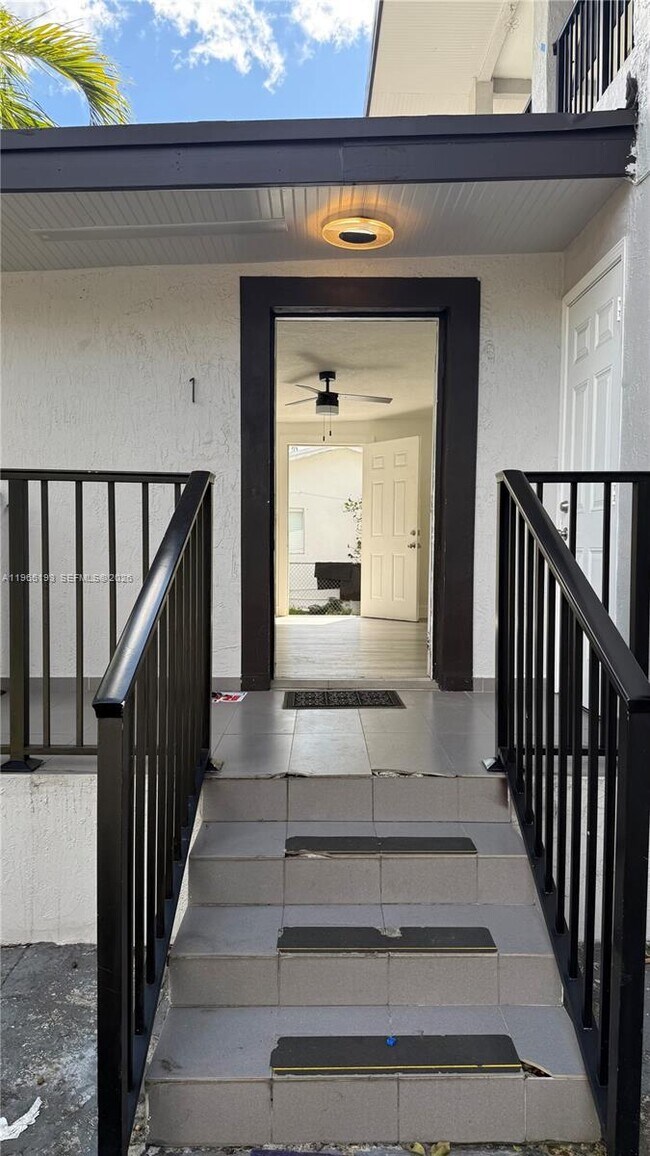 Building Photo - 2238 NW 5th St