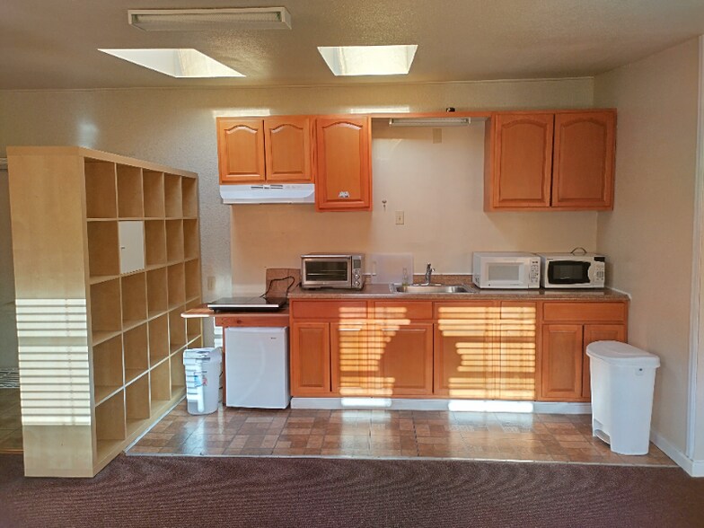 Primary Photo - 1616 Lodi Ave