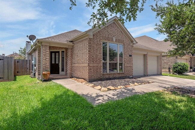 Building Photo - 871 Falling Springs Ln