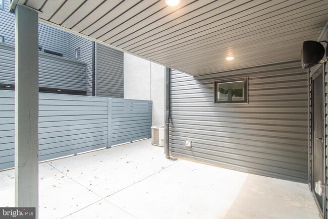 Building Photo - 1616 Kater St
