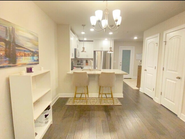 Building Photo - 1116 Lilly Valley Way