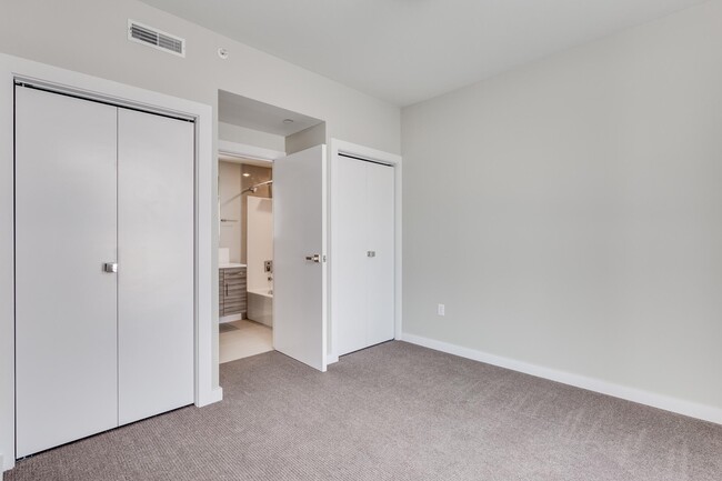 Building Photo - 476 Enterprise Blvd