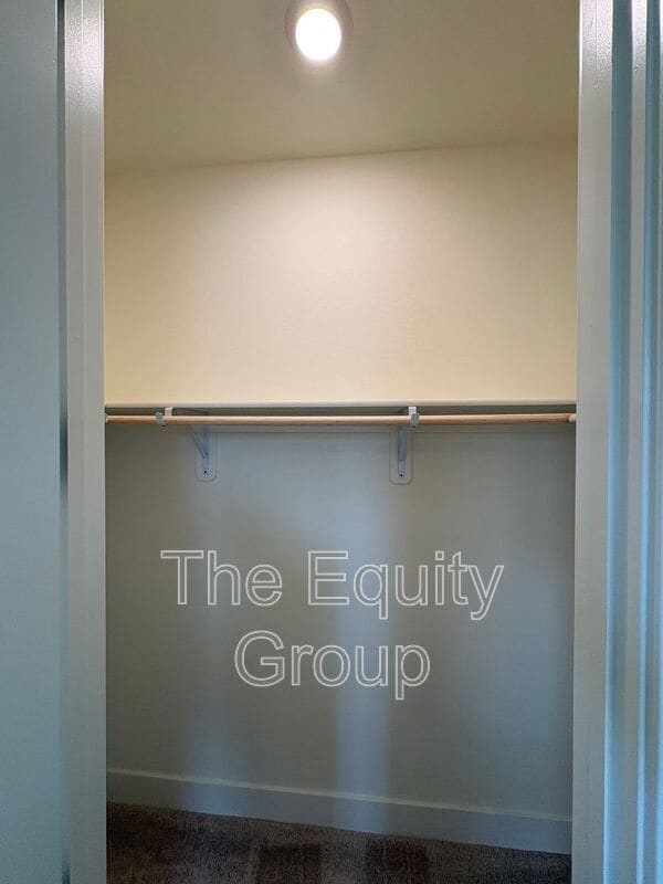 Building Photo - 2405 N Fontana St