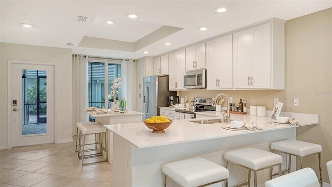 Building Photo - 12390 Wellen Golf St