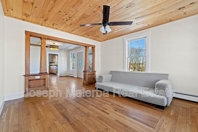 Building Photo - 95-97 Ashland St