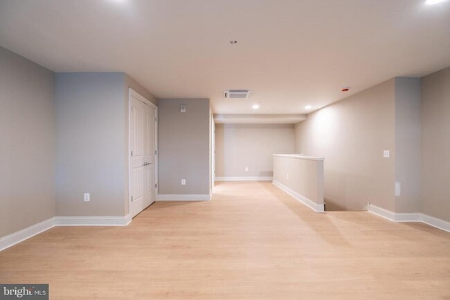 Building Photo - 2301 John F Kennedy Blvd