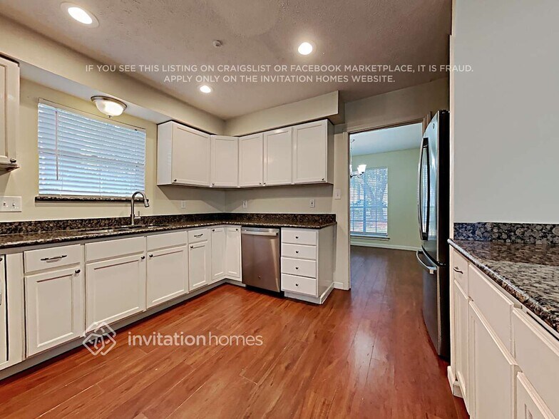 Building Photo - 4019 Laverock Rd