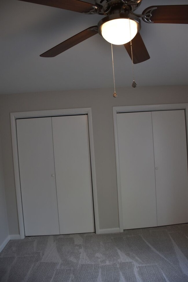 Building Photo - 553 Doral Country Dr