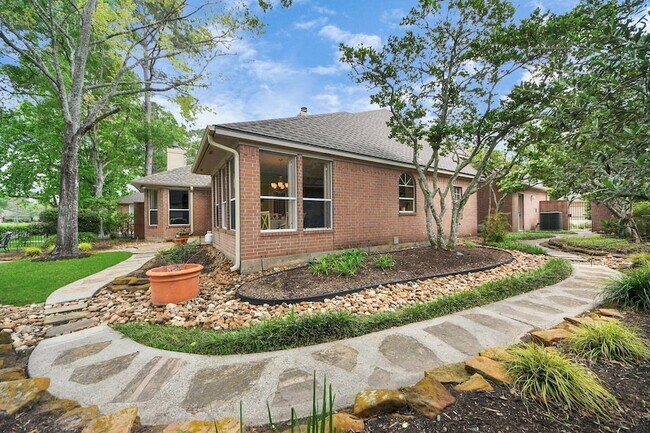 Building Photo - 19 Wild Meadow Ct