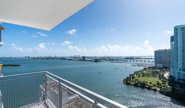Building Photo - The Watermarc at Biscayne Bay