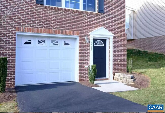 Building Photo - 3066 Crystal Spring Ln