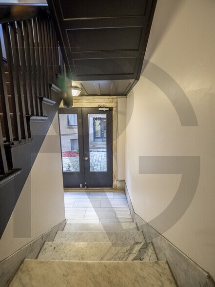 Building Photo - 1212 N Dearborn St