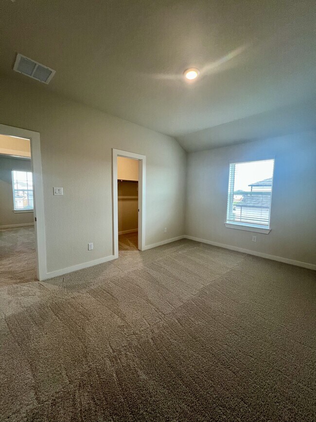 Building Photo - 14426 Daphne Bnd