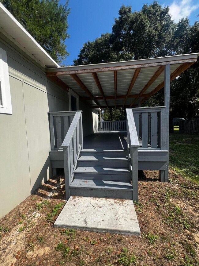 Building Photo - 6191 Bethany Dr