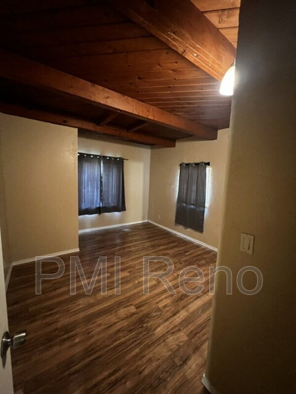 Building Photo - 345 Raffetto Dr