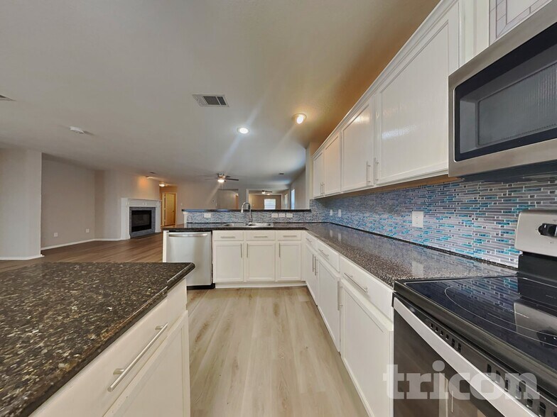 Building Photo - 14109 Black Gold Trail