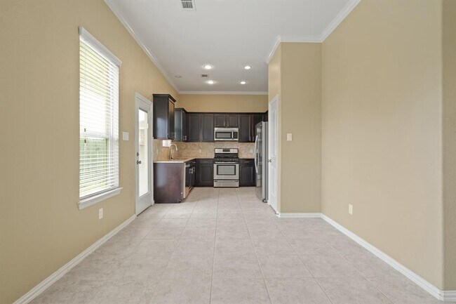 Building Photo - 13839 Rosemere Ln