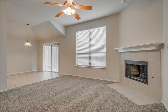 Building Photo - 6000 Stirrup Iron Dr
