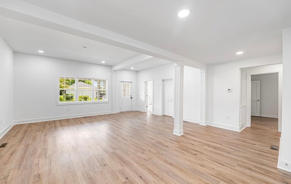 Living Room and Kitchen(2) - Shared - 20 Lyncrest St
