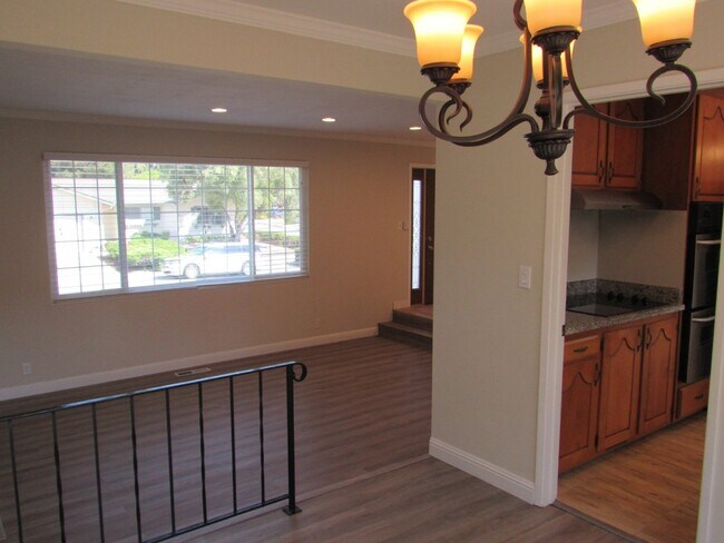 Building Photo - Beautiful 4 Bed, 2.5 Bath Home in Perfect San Ramon Location