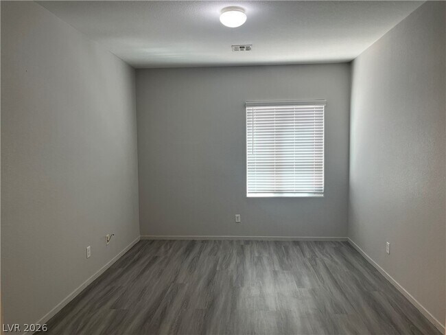 Building Photo - 10922 Moonbeam Glow Ln