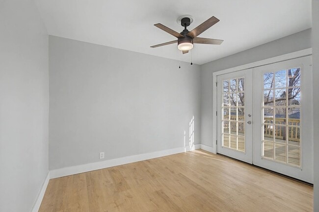 Building Photo - 534 Rosewood Dr