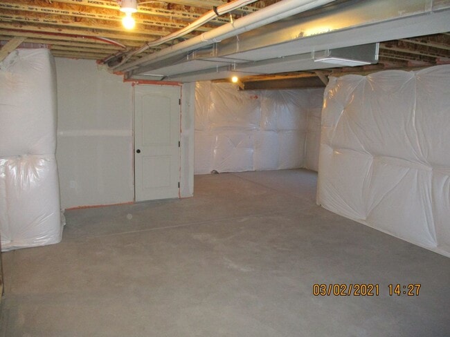 Building Photo - 3 Bed, 2.5 Bath - 2 Story Home in Windsor's Raindance Subdivision!