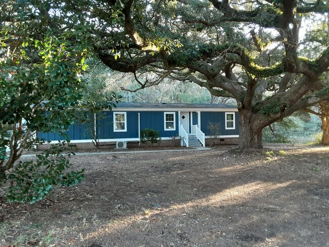 Primary Photo - Beautiful, newly remodeled interior