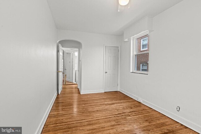 Building Photo - 412 Glen Echo Rd