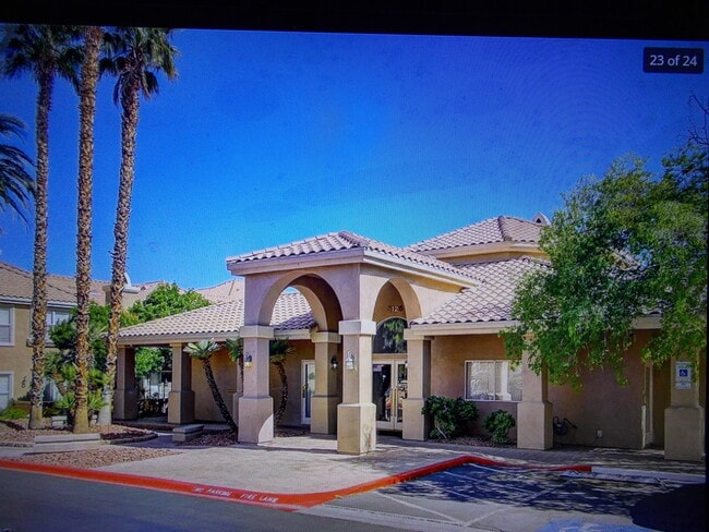 Primary Photo - 5125 W Reno Ave
