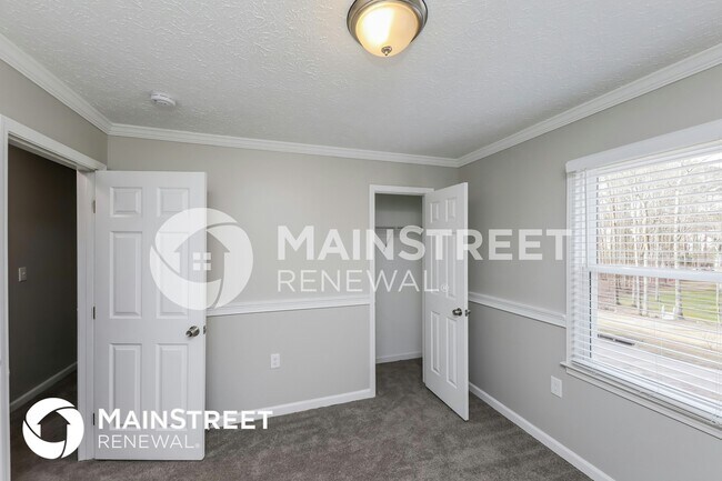 Building Photo - 277 Meek Dr