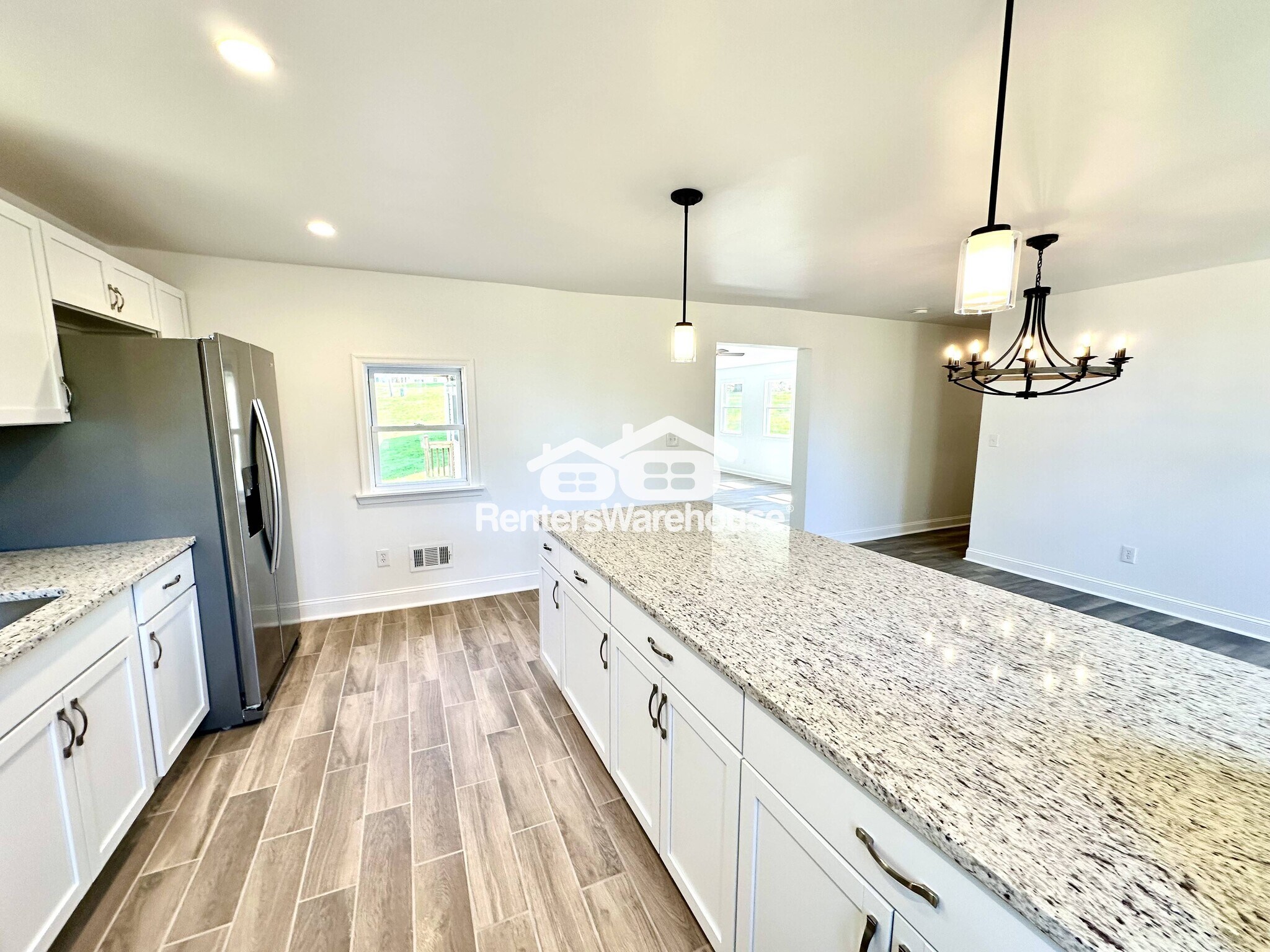 Building Photo - 4210 College Ave