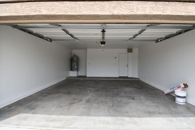 Building Photo - 23522 N Wilderness Way
