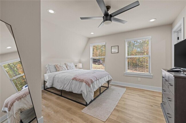 Building Photo - 12672 Gooseberry Ln