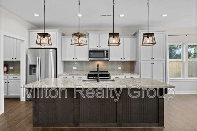 Building Photo - 217 Walker Grv Ln