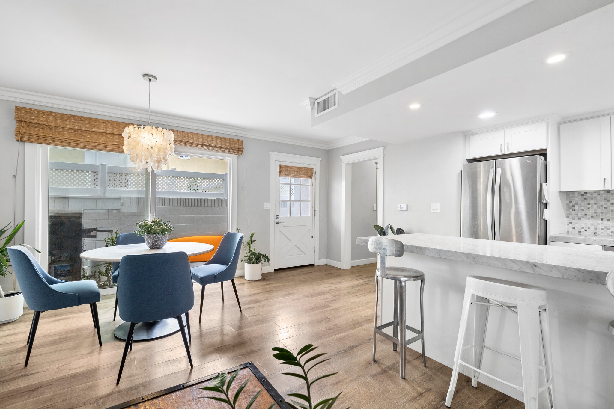 Building Photo - 314 Onyx Ave